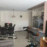 Departamento Por Dia 3 Dormitorios Y 2 Banos